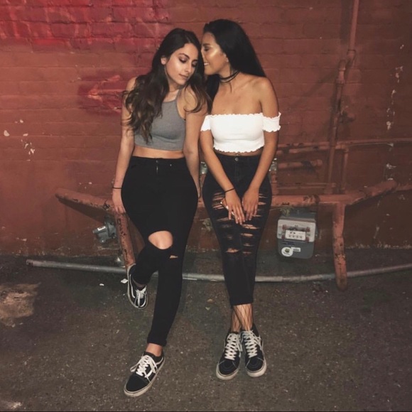 Wavy Crop Top - Baby Blue - Picture 7 of 8